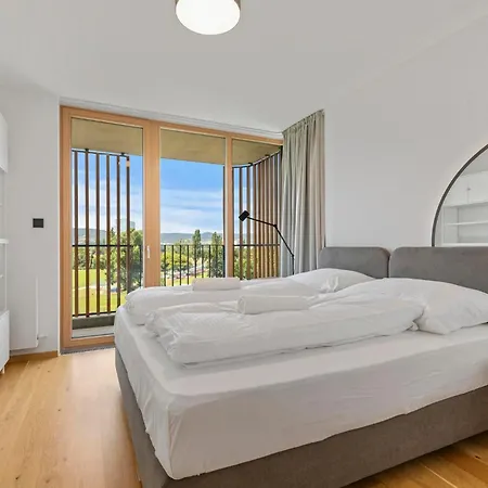 Lam Lakeside - Ac - Free Parking Apartmán