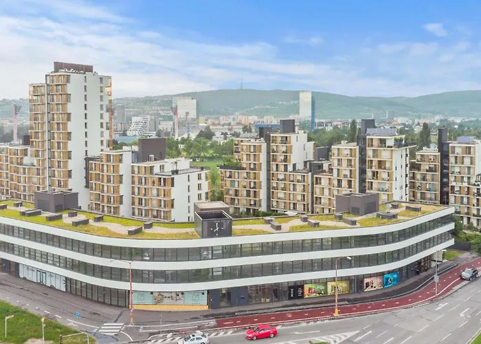 Lam Lakeside - Ac - Free Parking * Pressburg