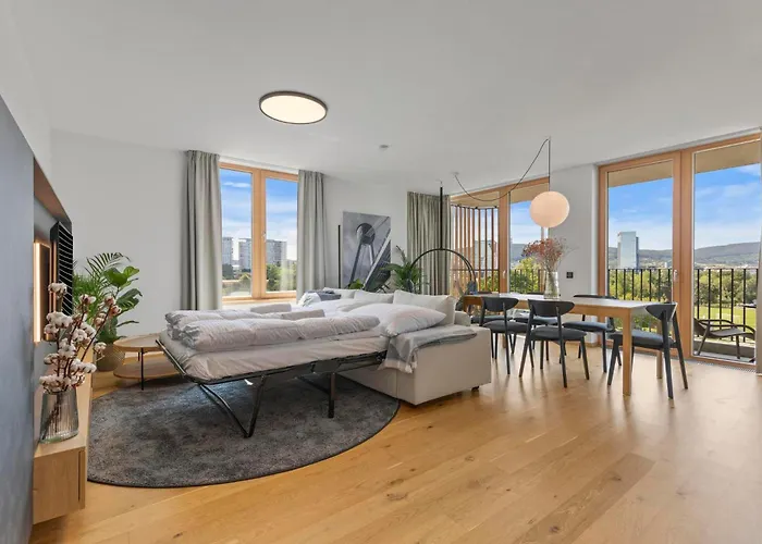 Lam Lakeside - Ac - Free Parking * Pressburg